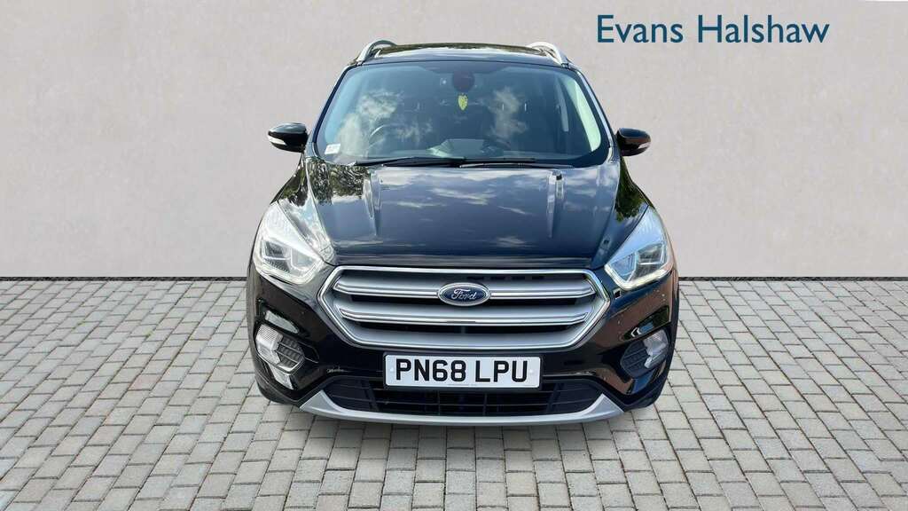 Ford Kuga 1.5 Tdci Titanium 2Wd 2018 PN68LPU Black #4