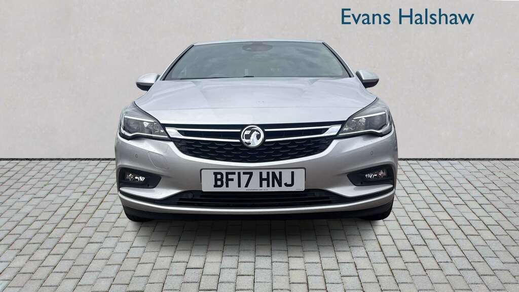Vauxhall Astra 1.4T 16V 150 Sri 2017 BF17HNJ Silver #4