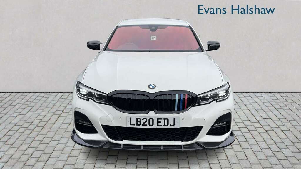 BMW 3 Series 330E M Sport 2020 LB20EDJ White #4