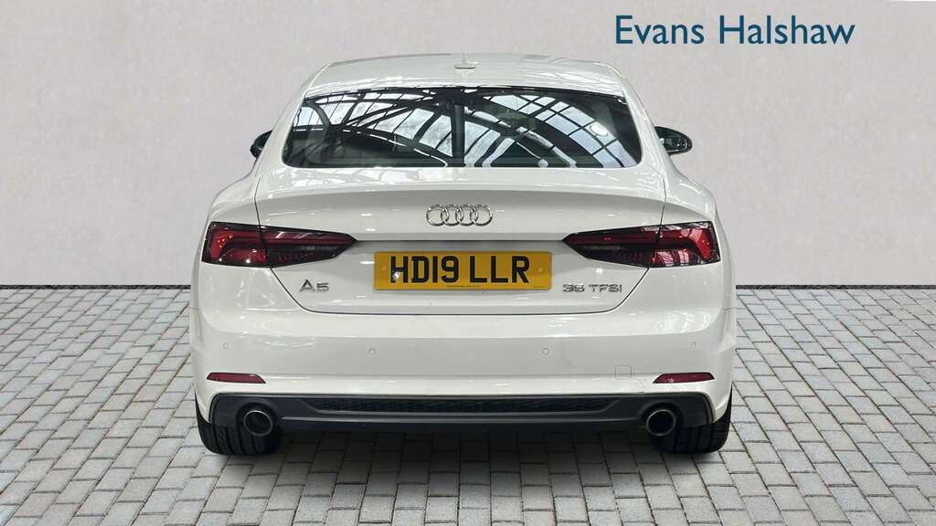 Audi A5 35 Tfsi S Line S Tronic 2019 HD19LLR White #5