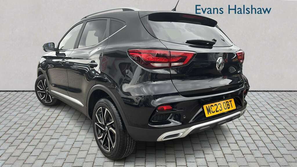 MG ZS 1.0T Gdi Exclusive Dct 2023 Black #2