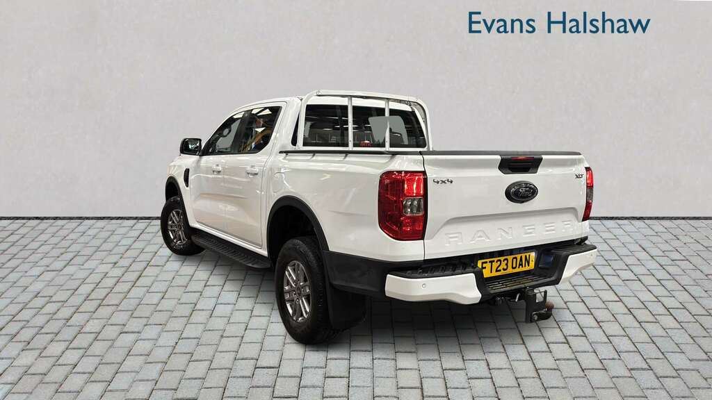 Ford Ranger Pick Up Double Cab Xlt 2.0 Ecoblue 170 2023 White #2