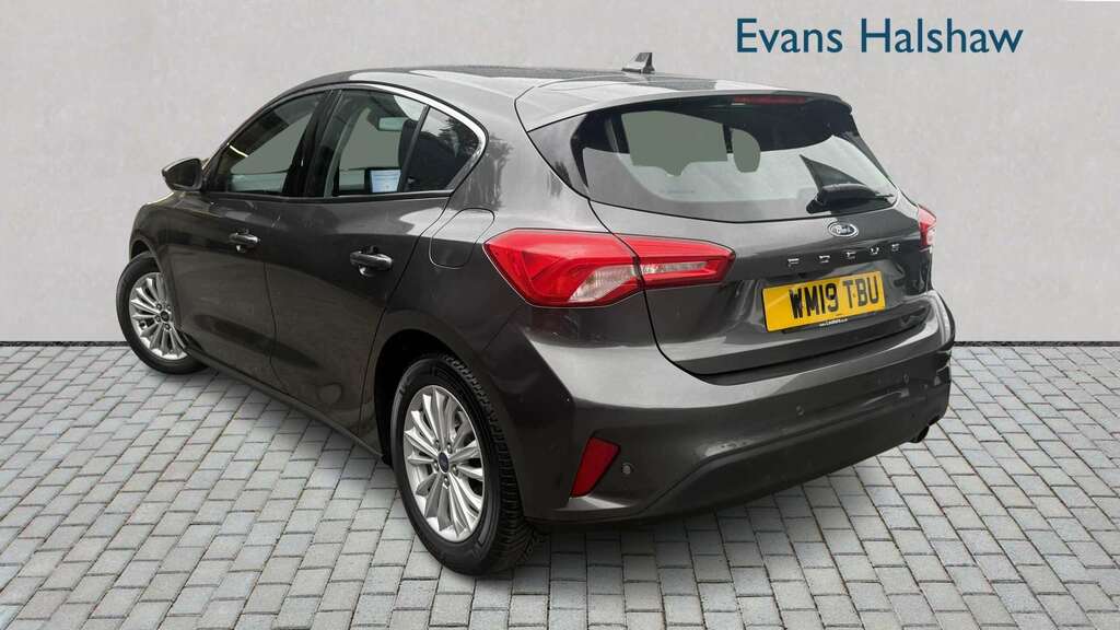 Ford Focus 1.0 Ecoboost 125 Titanium 2019 WM19TBU Grey #2