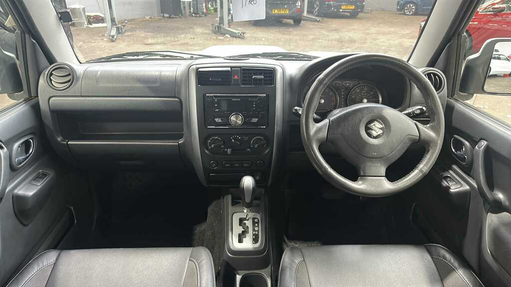 Suzuki Jimny Black #8