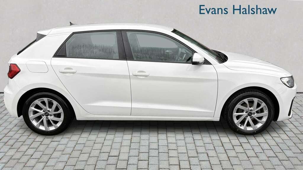 Audi A1 25 Tfsi Sport 2023 MD23HFV White #4