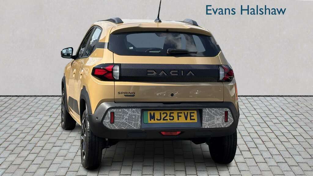 Dacia Spring 27Kwh Extreme 65 48Kw 2025 Brown #4