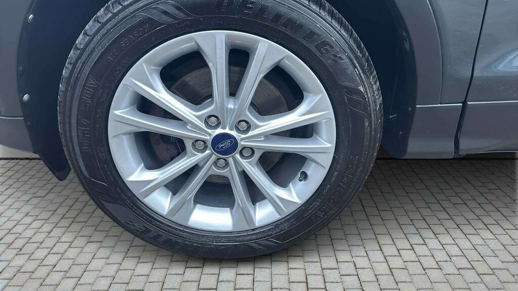 Ford Kuga 1.5 Tdci Titanium 2Wd 2018 CF18FXK Green #6