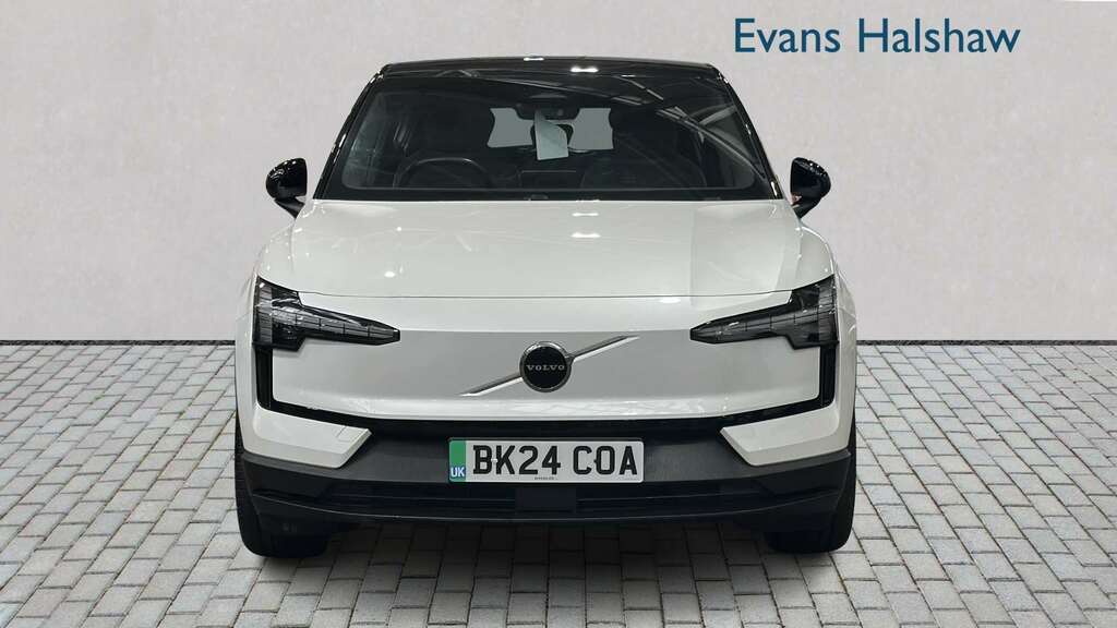 Volvo EX30 200Kw Sm Extended Range Plus 69Kwh 2024 BK24COA White #4
