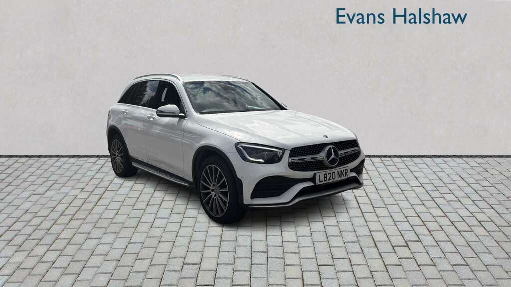 Mercedes-Benz GLC Class 300D 4Matic Amg Line Premium 9G-tronic 2020 White