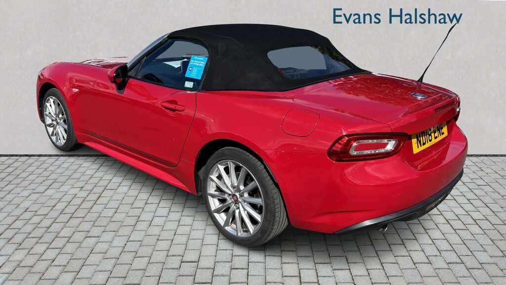 Fiat 124 Spider 1.4 Multiair Lusso 2018 Red #2