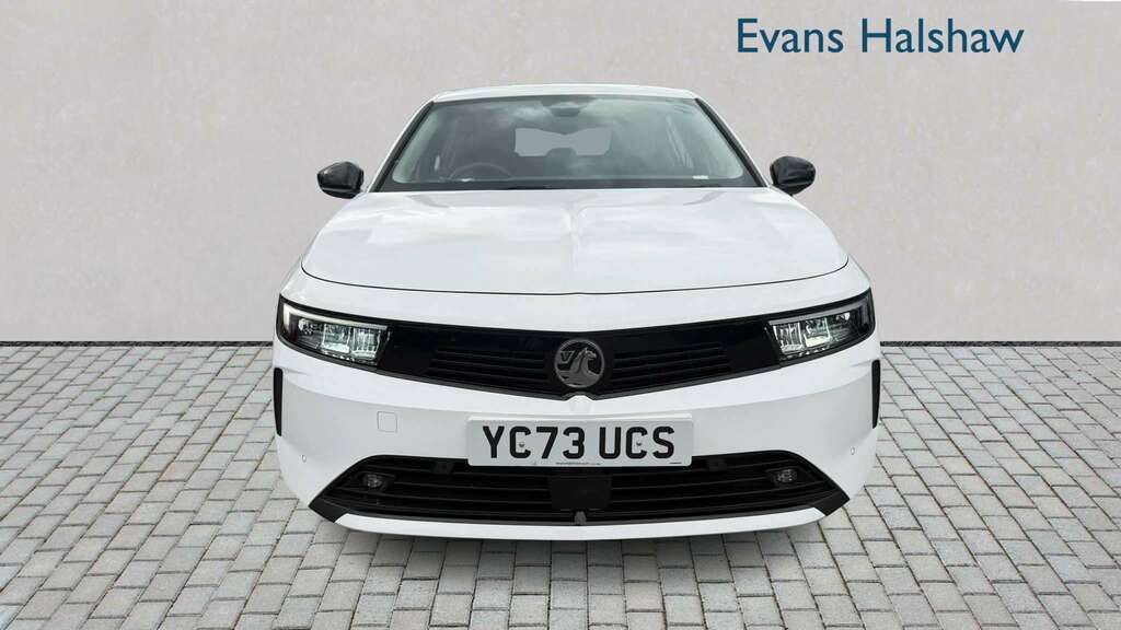 Vauxhall Astra 1.2 Turbo Design 2023 YC73UCS White #5