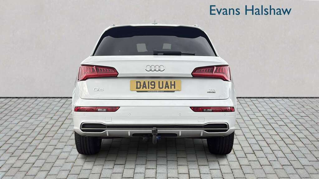 Audi Q5 40 Tdi Quattro S Line S Tronic Tech Pack 201 DA19UAH White #5