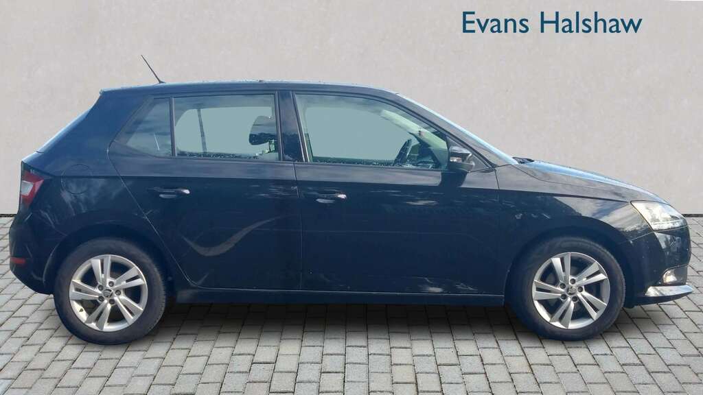 Skoda Fabia 1.0 Mpi Se 2020 Black #5