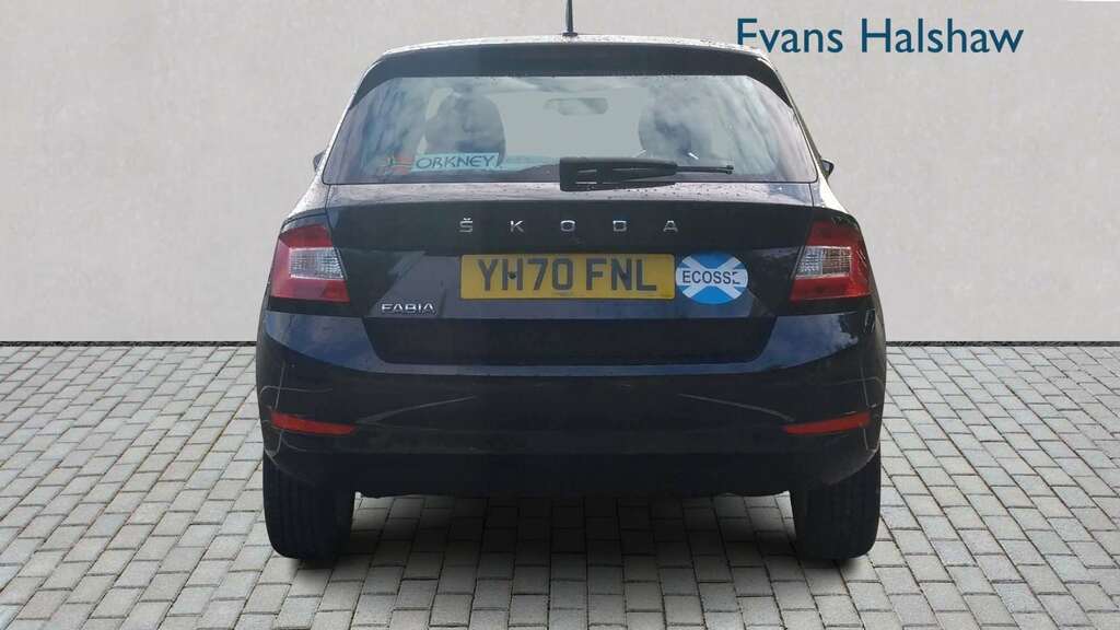 Skoda Fabia 1.0 Mpi Se 2020 Black #6