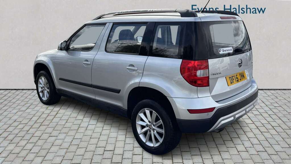 Skoda Yeti 1.2 Tsi S 2015 Silver #2