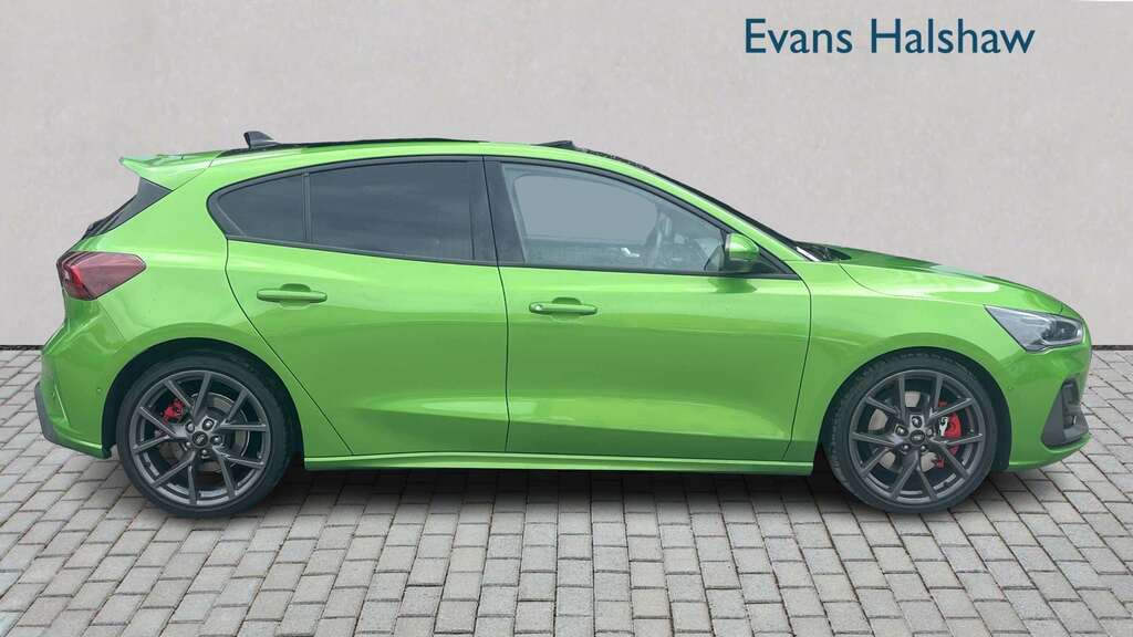 Ford Focus 2.3 Ecoboost St 2025 EO25ZKE Green #4