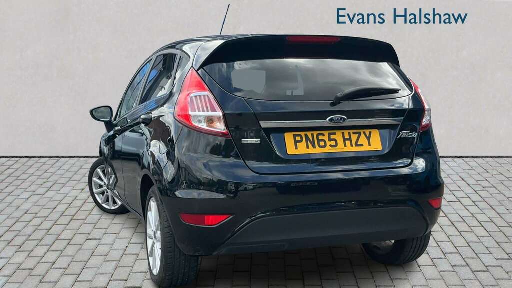 Ford Fiesta Hatchback White #2