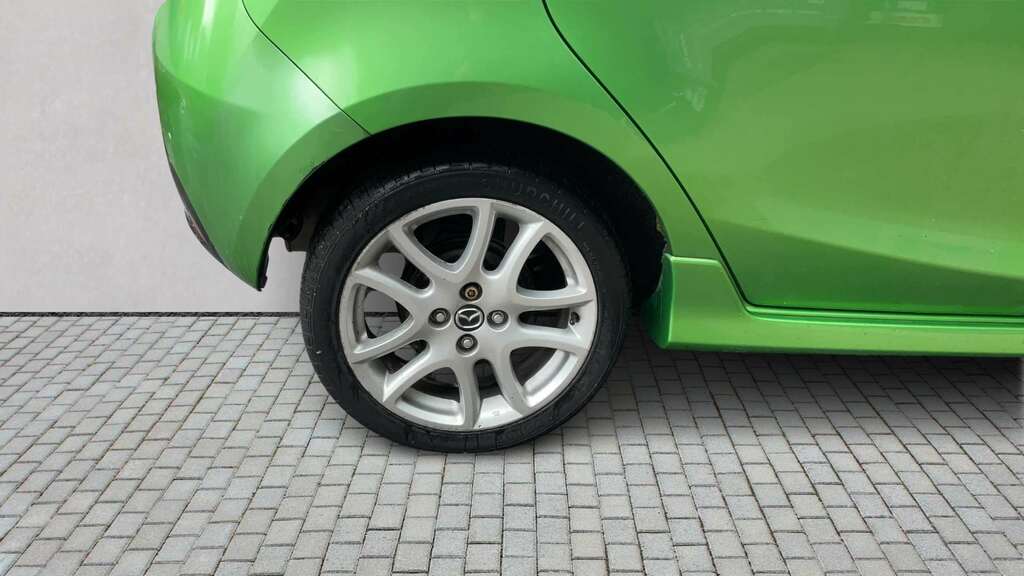 Mazda 2 1.5 Sport 2013 Green #6