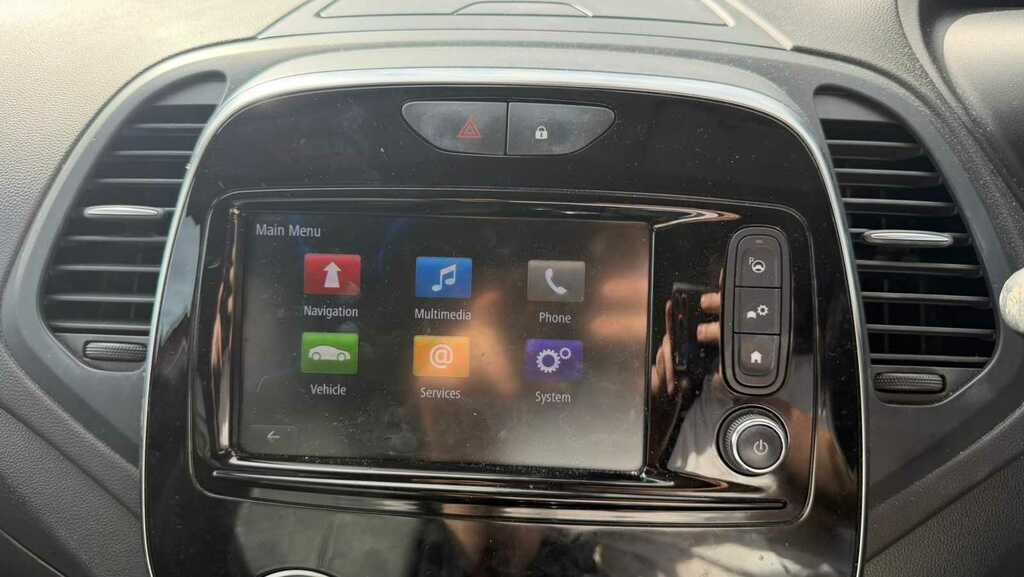 Renault Captur Dynamique S Nav Dci Black #18