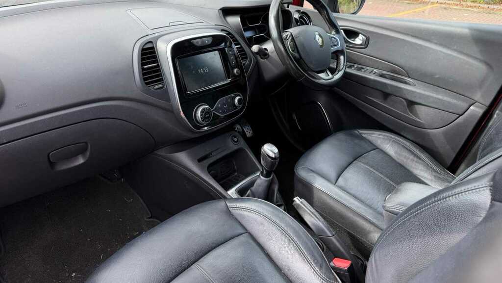 Renault Captur Dynamique S Nav Dci Black #11
