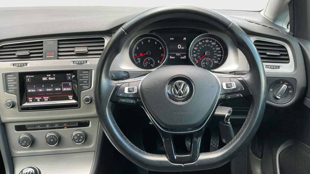 Volkswagen Golf Hatchback White #9