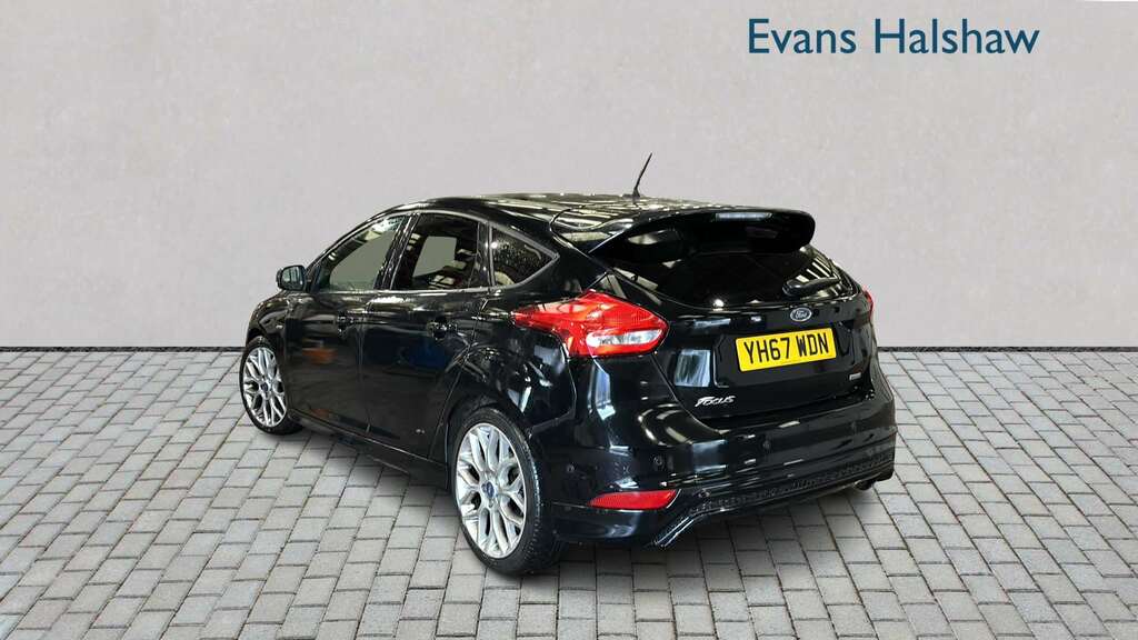Ford Focus 1.5 Ecoboost St-line 2017 Black #2