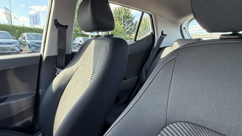 Hyundai I10 Hatchback Blue #13
