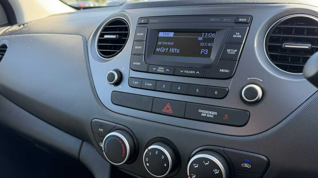 Hyundai I10 Hatchback Blue #22