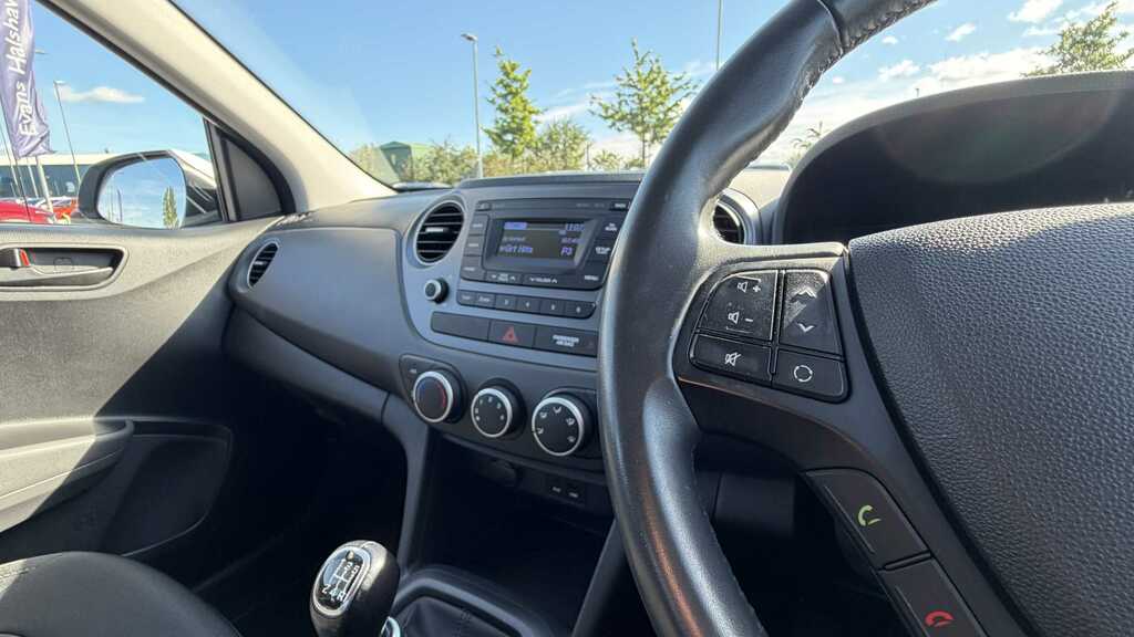 Hyundai I10 Hatchback Blue #23