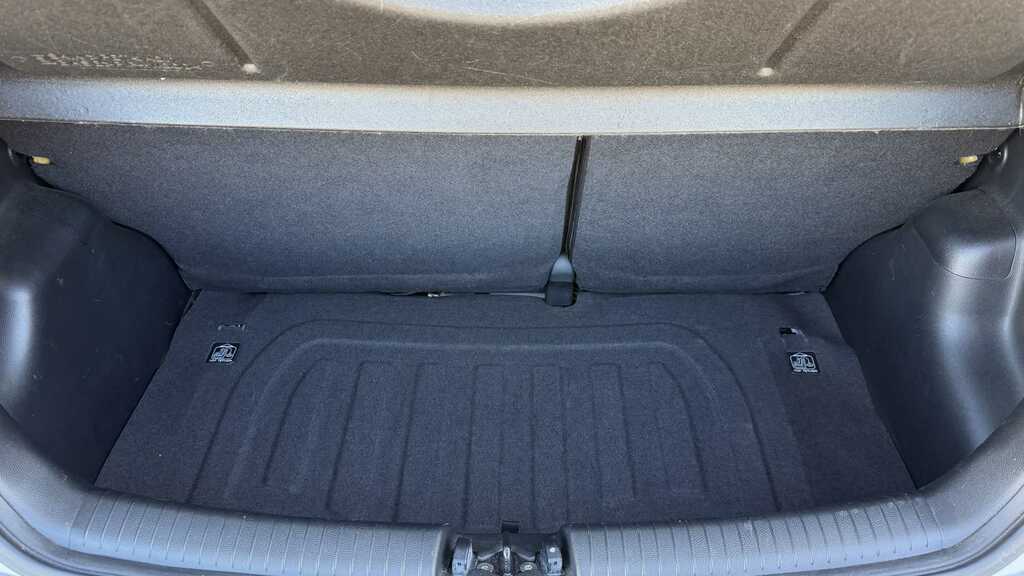 Hyundai I10 Hatchback Blue #16