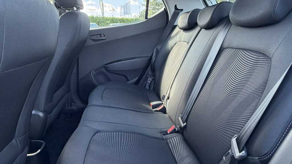 Hyundai I10 Hatchback Blue #9