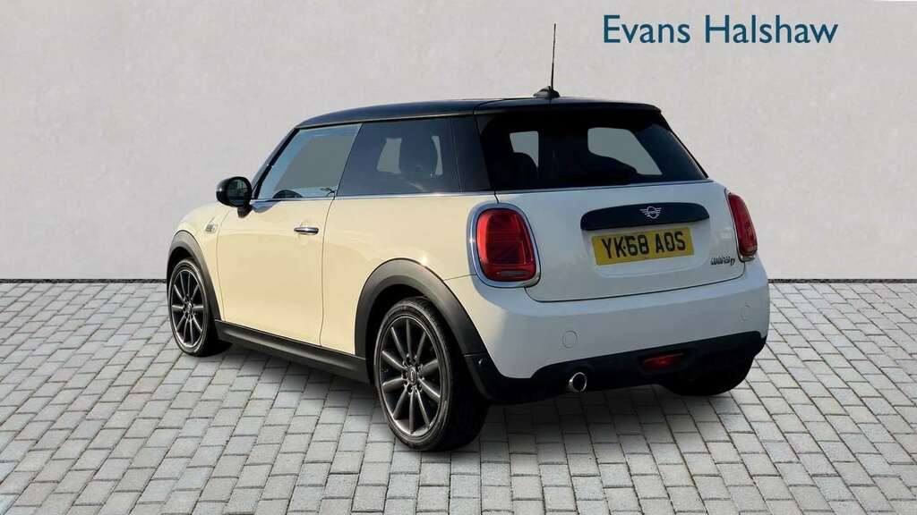 Mini Hatch 1.5 Cooper D II Step 2018 YK68AOS White #2