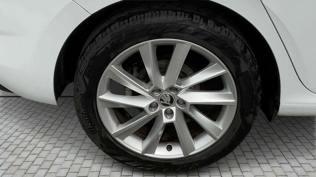 Skoda Scala 1.0 Tsi Se L 2020 White #6