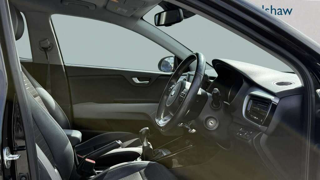 Kia Stonic 1.0T Gdi 3 2019 Black #3