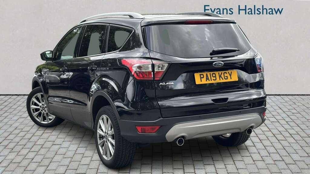 Ford Kuga 2.0 Tdci Titanium Edition 2Wd 2019 PA19KGY Black #3