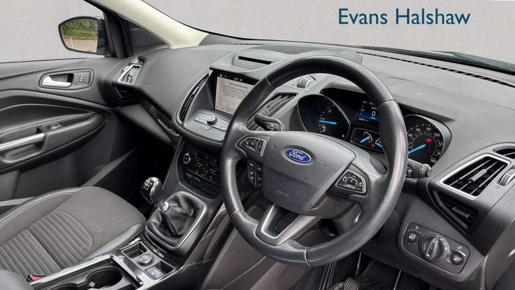 Ford Kuga 2.0 Tdci Titanium Edition 2Wd 2019 PA19KGY Black #2
