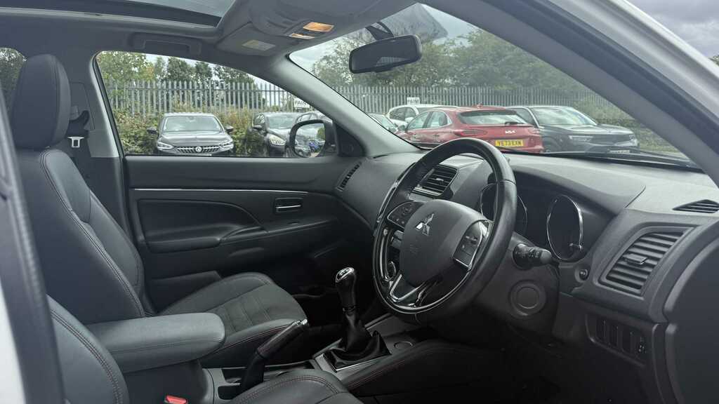 Mitsubishi ASX Suv 1.6 Black #12