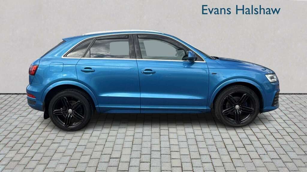 Audi Q3 S Line Plus Black #6