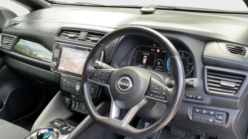 Nissan Leaf Hatchback Black #8