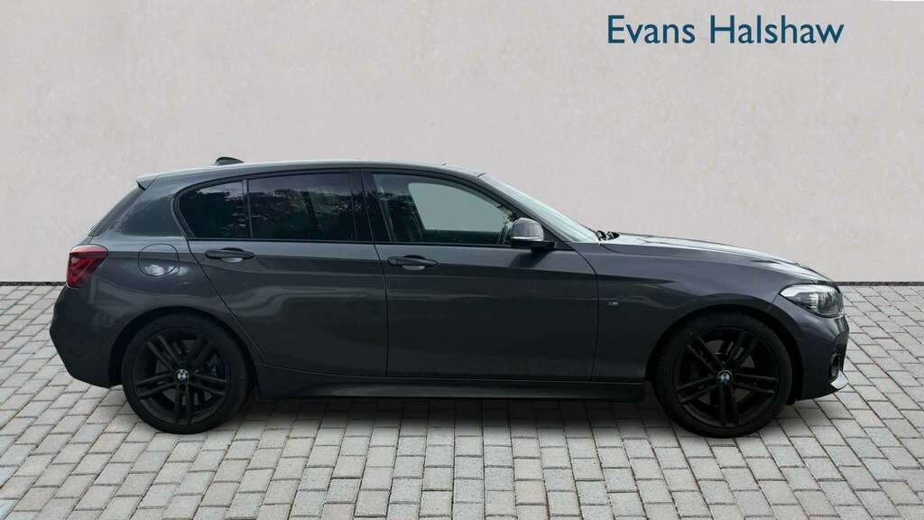 BMW 1 Series Hatchback Blue #4
