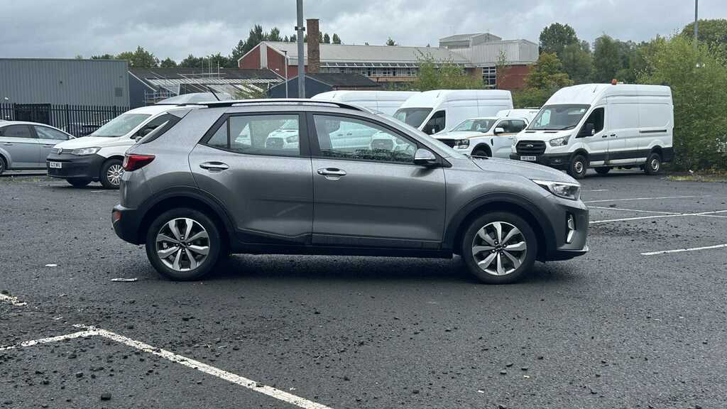Kia Stonic 2 Black #11