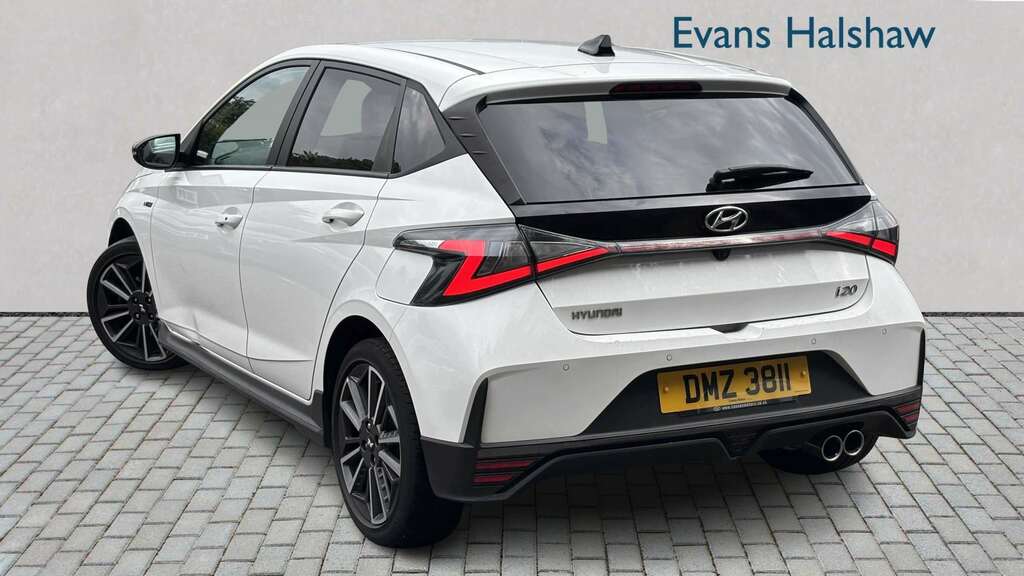Hyundai I20 1.0T Gdi 48V Mhd 120 N Line 2024 White #3
