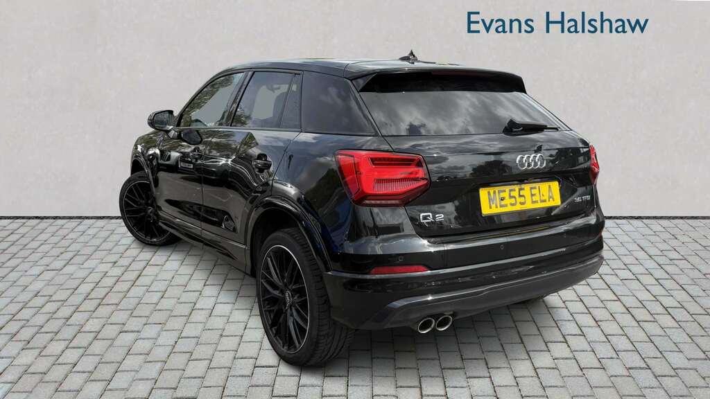 Audi Q2 35 Tfsi Black Edition S Tronic 2019 Black #3
