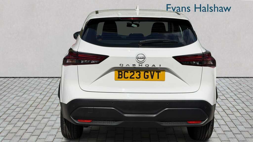 Nissan Qashqai 1.3 Dig-t Mh Acenta Premium 2023 White #6