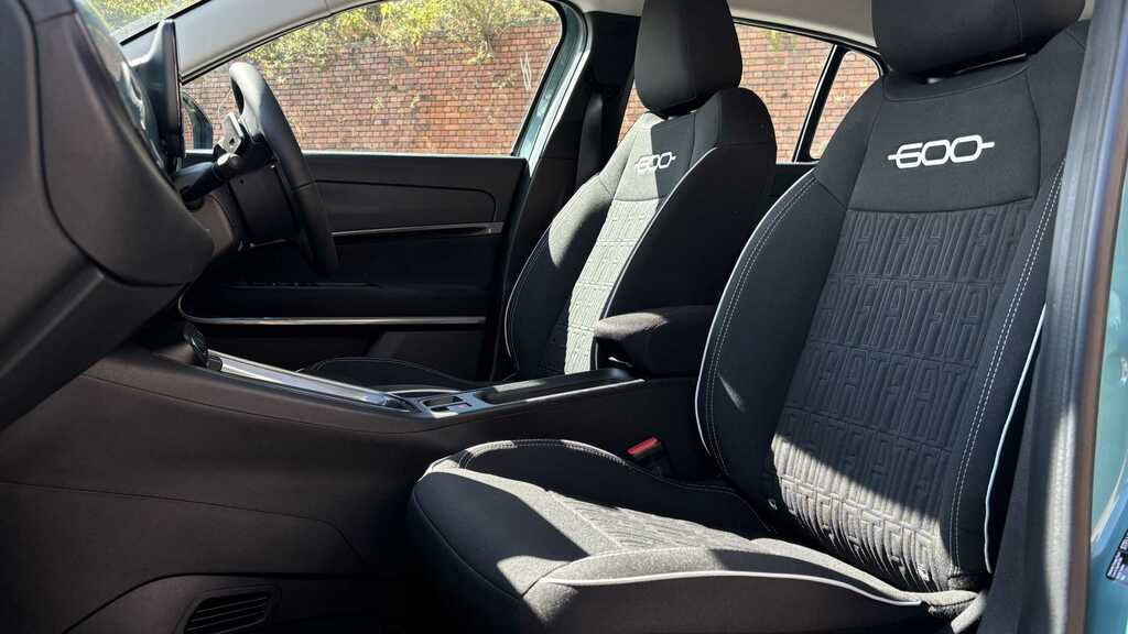 Fiat 600 Automatic White #9
