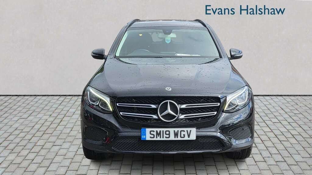 Mercedes-Benz GLC Class 250 4Matic Urban Edition 9G-tronic 2019 Black #4