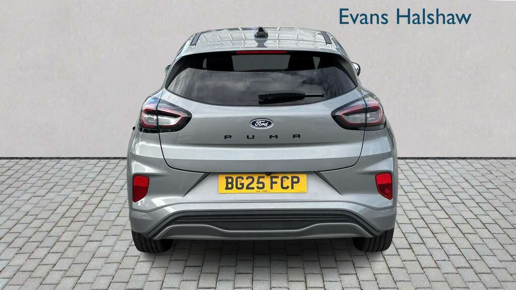 Ford Puma Titanium Black #5