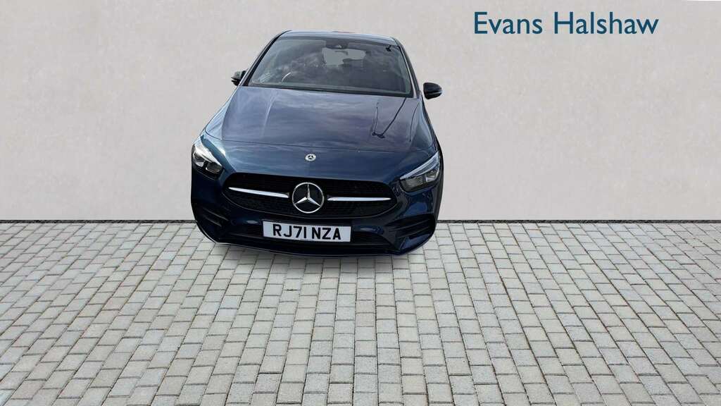Mercedes-Benz B Class B250e Amg Line Premium Edition 2021 #2