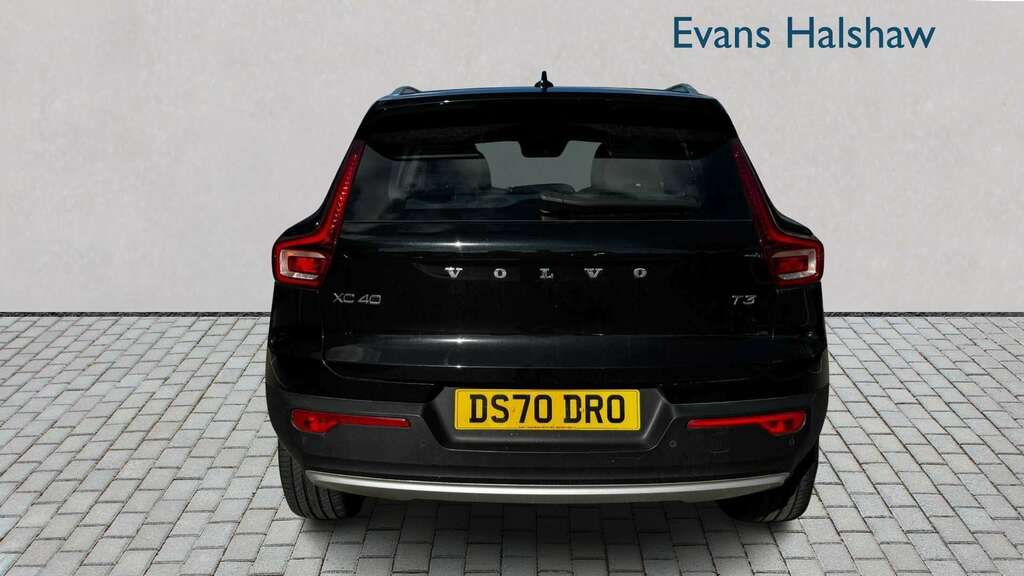 Volvo XC40 1.5 T3 163 Inscription Geartronic 2020 Black #5