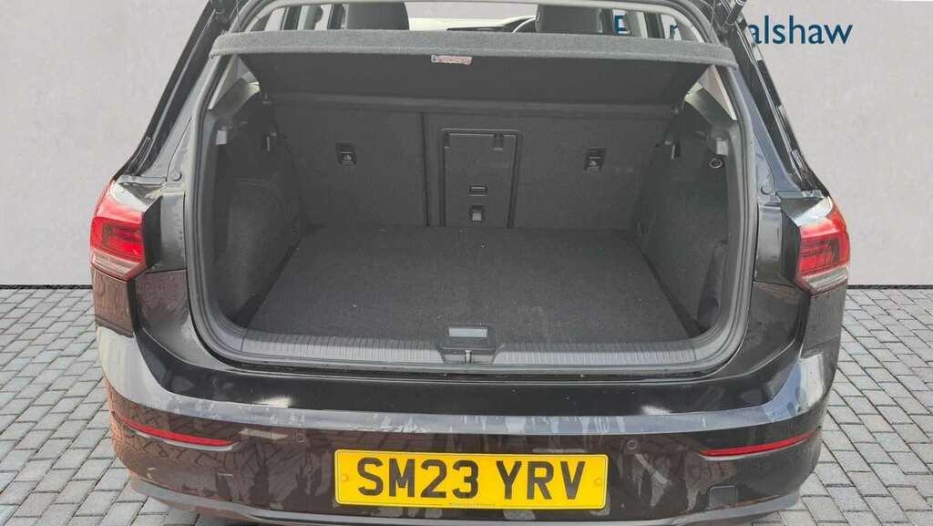 Volkswagen Golf 2.0 Tdi Life Dsg 2023 Black #4